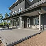 Saunaniemi I By Interhome